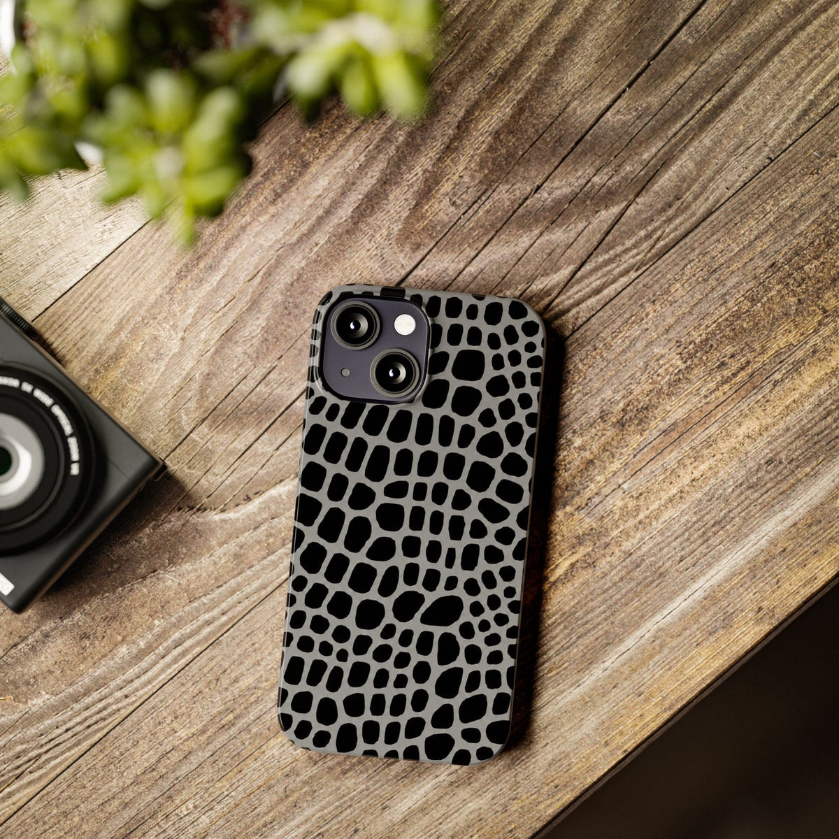 Black & Grey Gator - Slim iphone Case