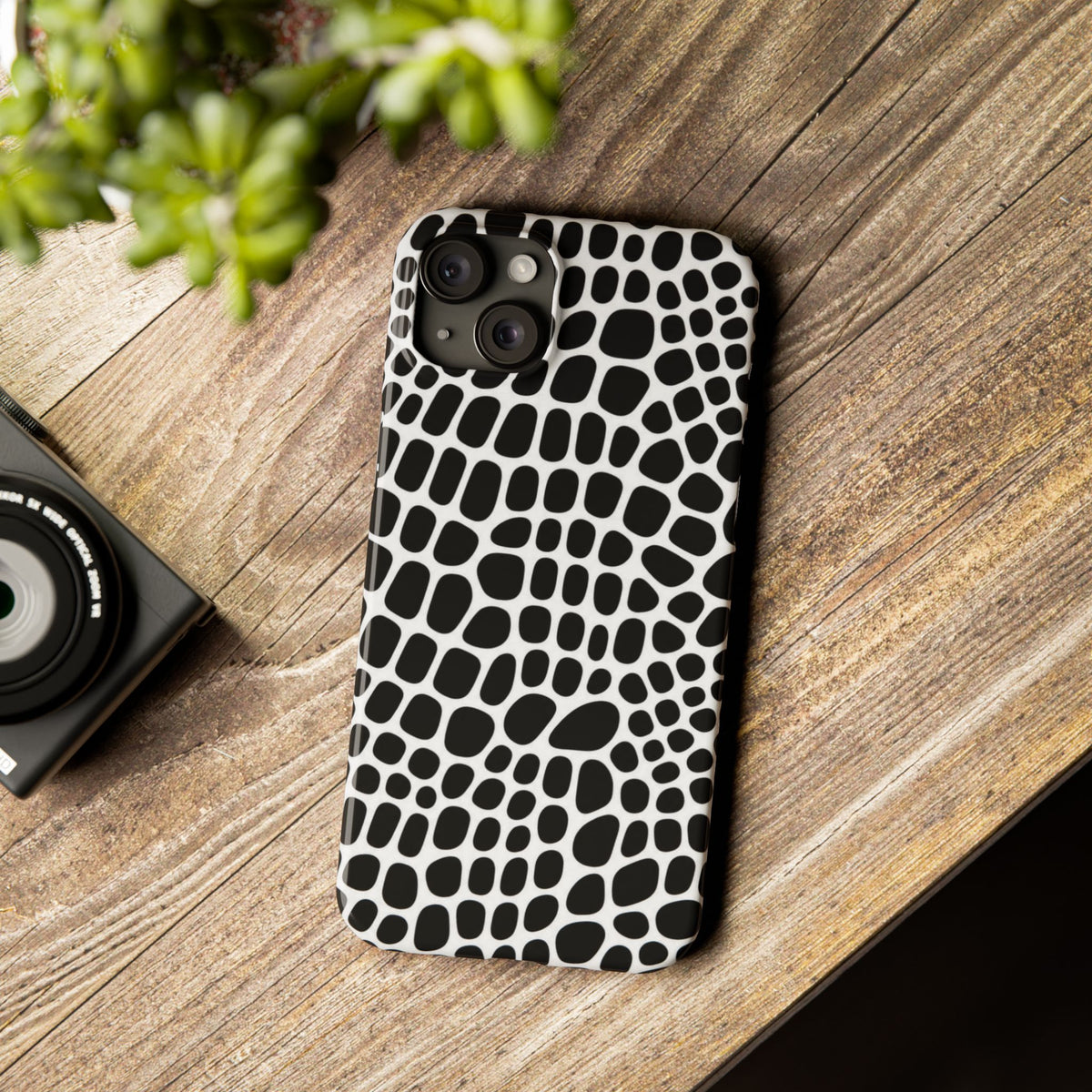 Black and White Gator — Slim iphone Case