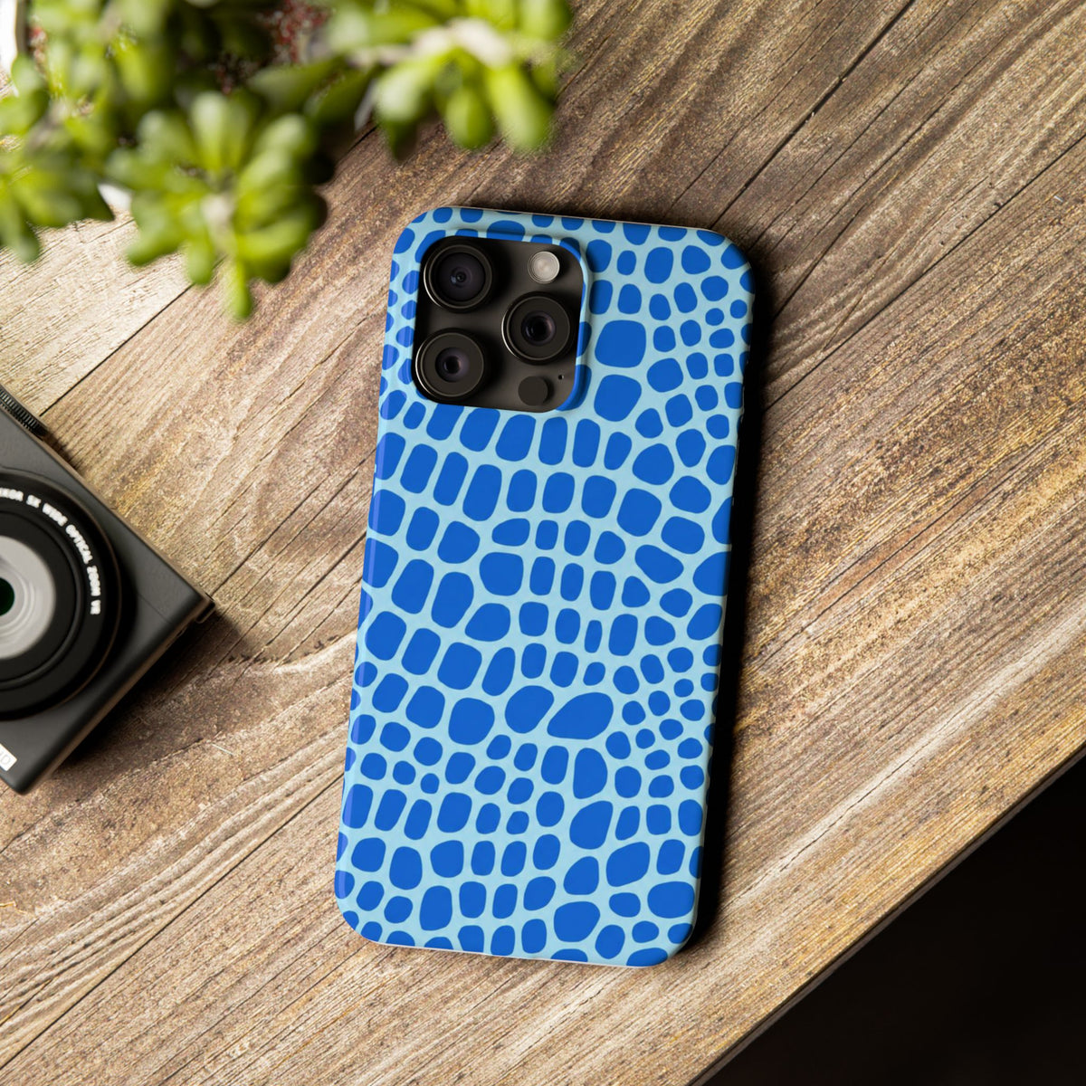 Blue Gator — Slim iphone Case
