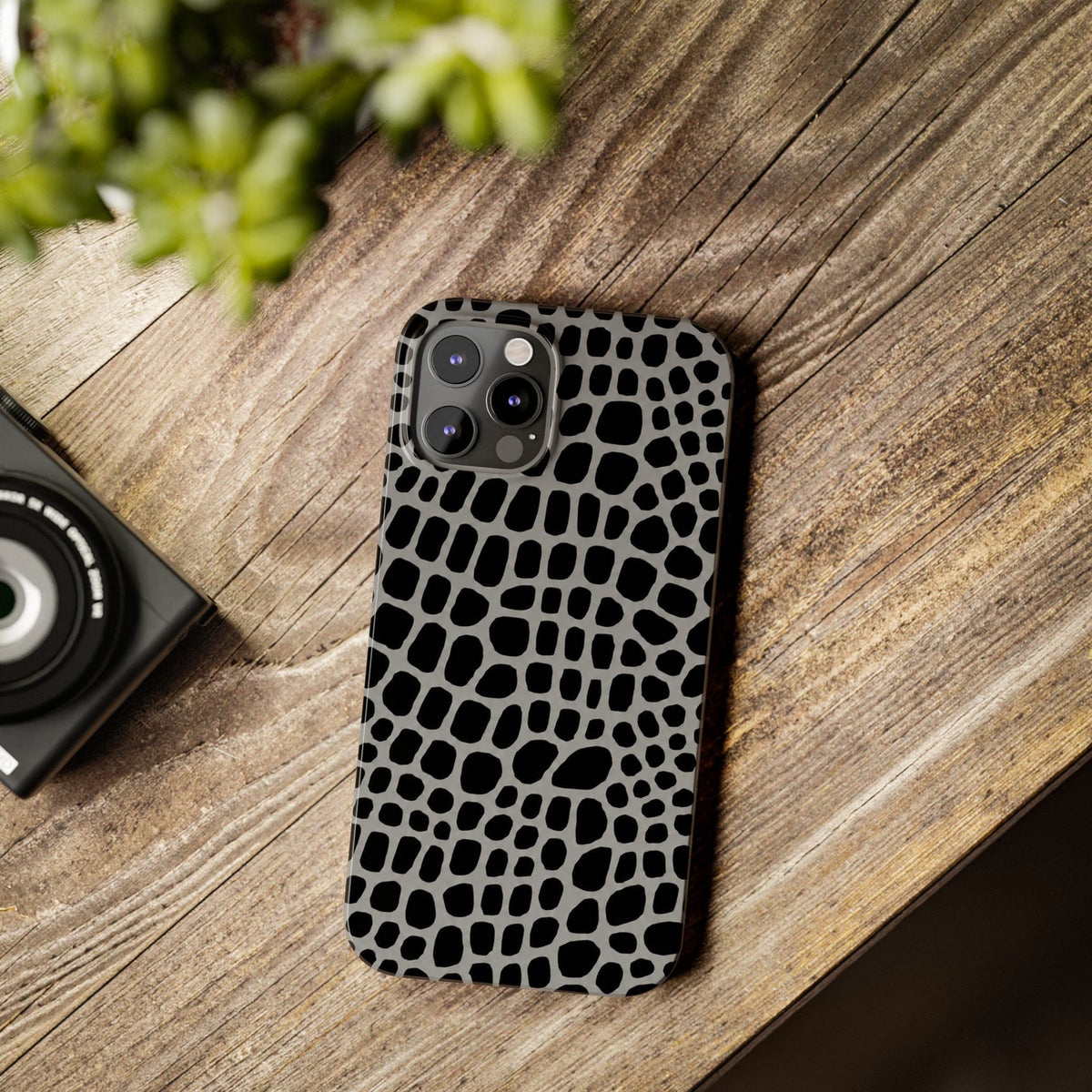 Black & Grey Gator - Slim iphone Case