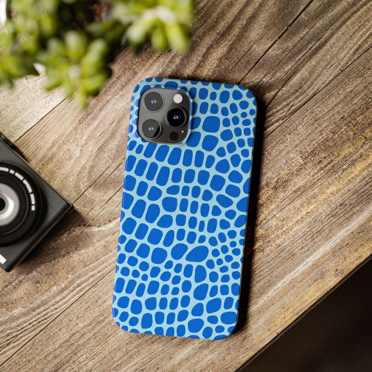 Blue Gator — Slim iphone Case